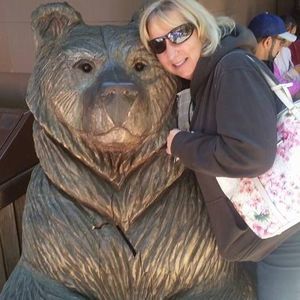 Meet your Posher, Brenda